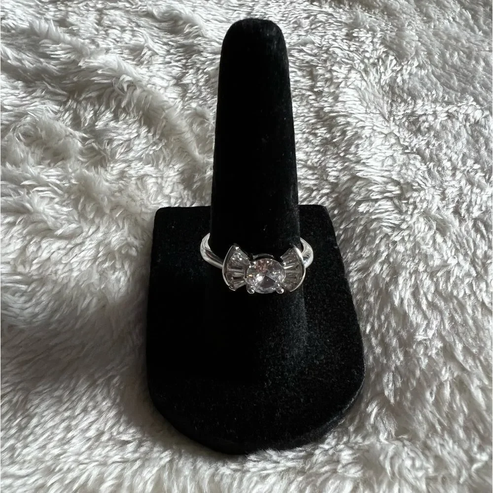 Cubic Zirconia Bow Tie Fashion Ring